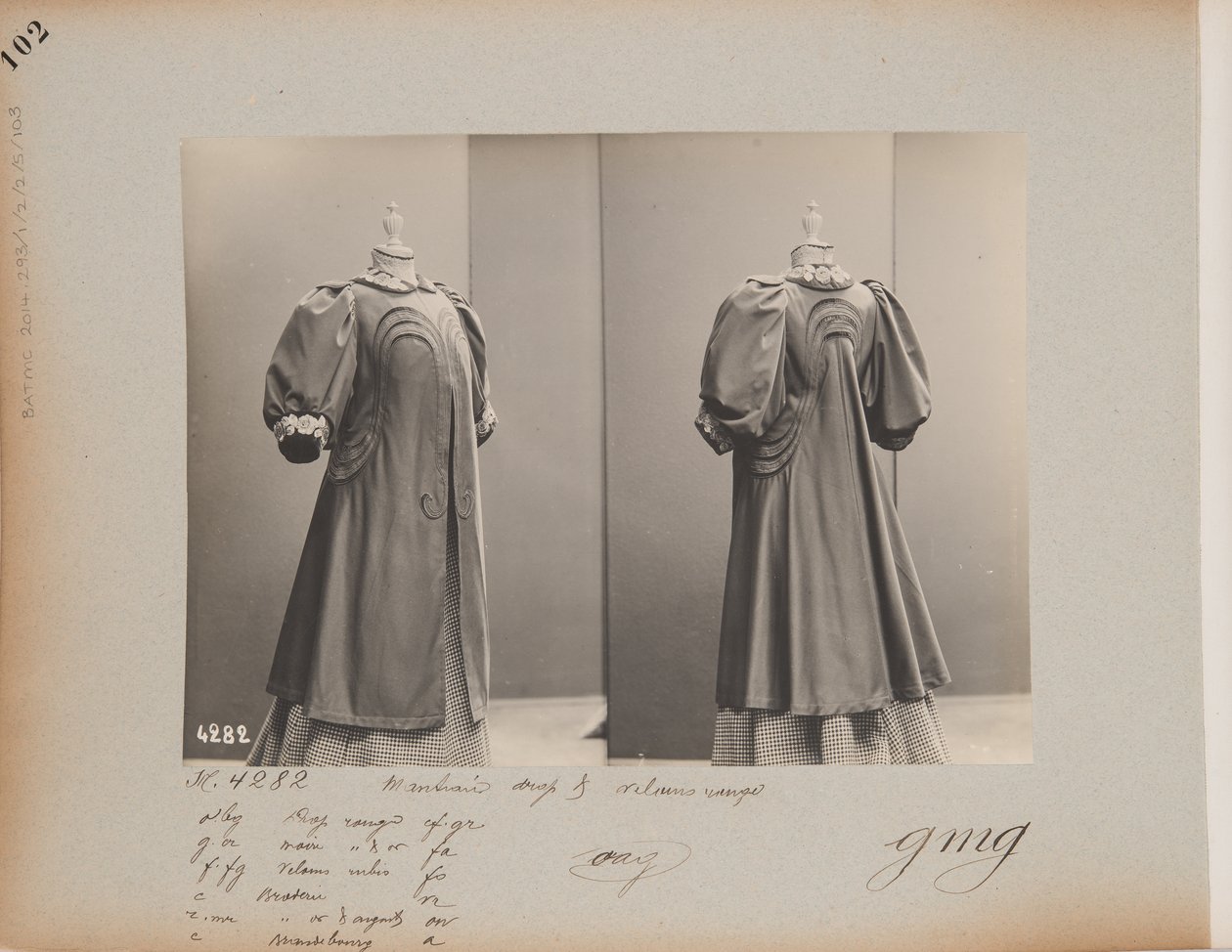 Albumisivu: House of Worth, Coat tekijältä Photographer French