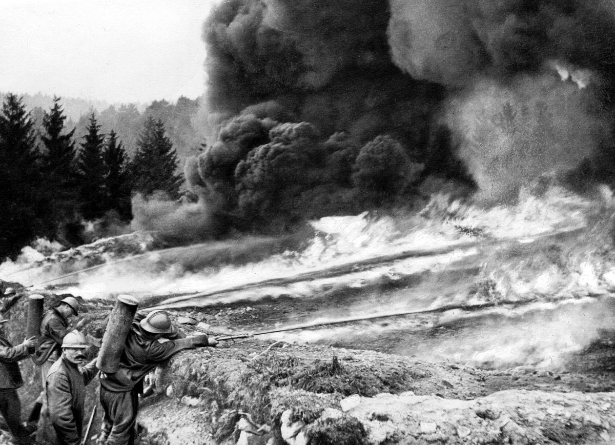 Ranskalaiset sotilaat juoksuhaudoissa, Chemin des Dames tekijältä Photographer French