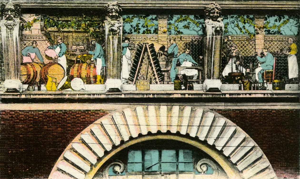 Friisi oven yläpuolella, joka edustaa viinityön eri vaiheita, Reims, rue de Mars, Maison des Champagnes Veuve Clicquot (Clicquot-Ponsardin) sisäänkäynti (värillinen postikortti) tekijältä Photographer French