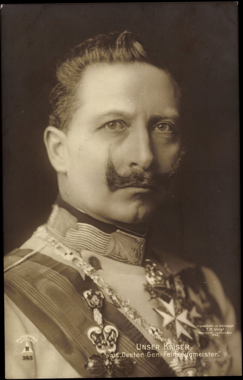 Kaiser Wilhelm 2 itävaltalaisena kenraalina Feldzeugmeister tekijältä Photographer German