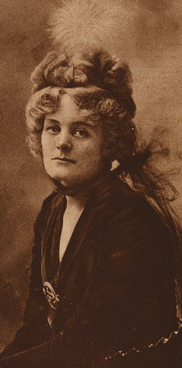 Maud Gonne MacBride, englantilais-irlantilainen tasavaltalainen (s/w-kuva). tekijältä Photographer Irish