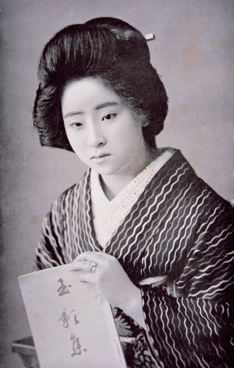 Japanilainen tyttö, n. 1910 (m/w kuva) tekijältä Photographer Japanese