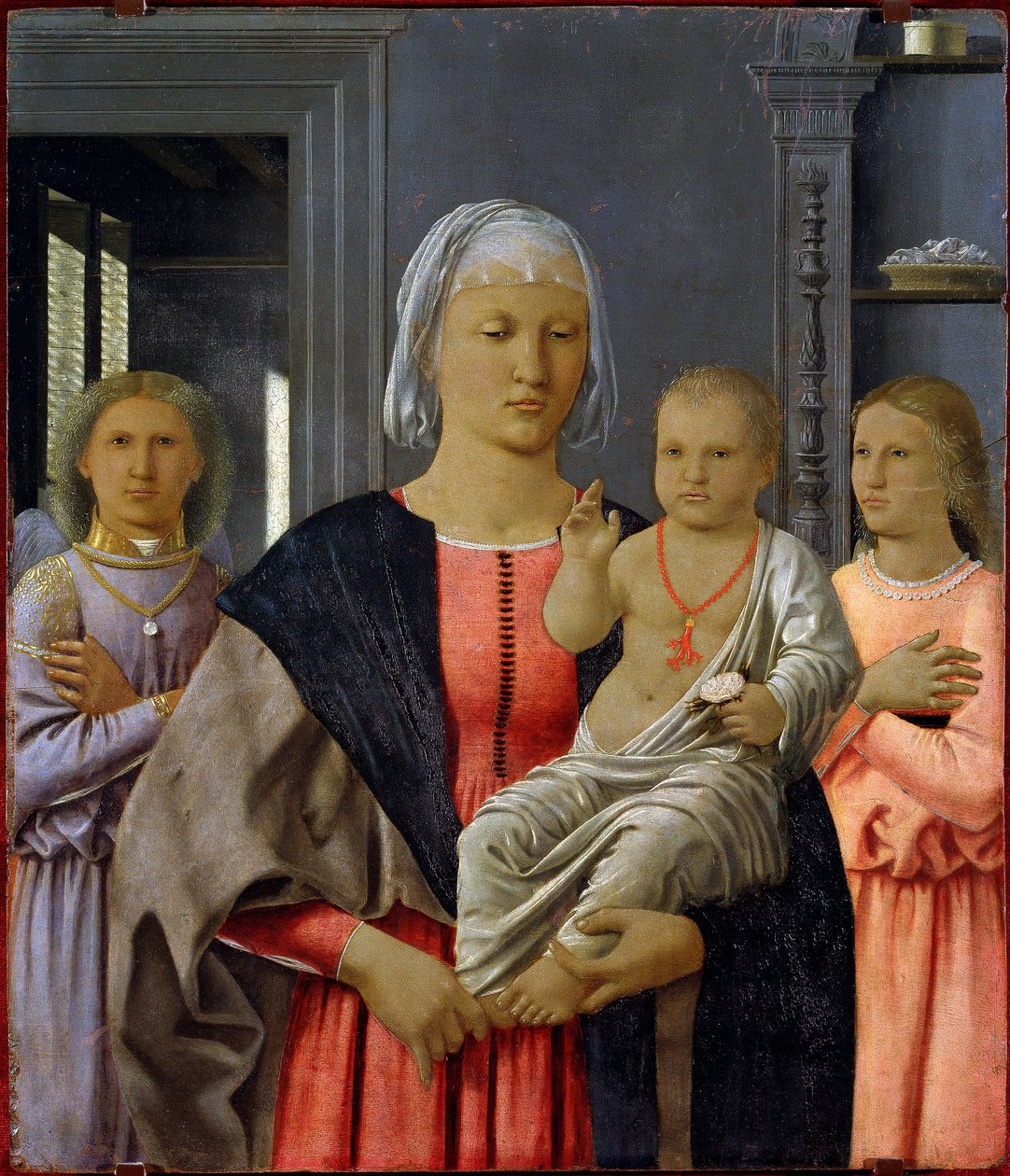 Madonna di Senigallia eli "Madonna lapsi ja kaksi enkeliä" Piero della Francescan (1419 / 21-1492) maalaus 1480. Mitat: 52 x 58 cm. Urbino (Urbin), Marchen kansallisgalleria. tekijältä Piero della Francesca