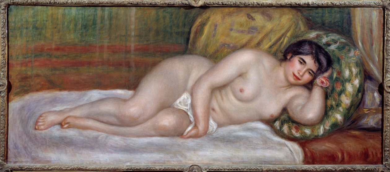 Alaston nainen (Gabrielle) Gabrielle Renard (1879-1959) oli taidemaalarin pojan Jean Renoirin (1894-1979) sairaanhoitaja. Pierre Auguste Renoirin (1841-1919) maalaus 1907 Su. 0,67 x 1,6 m Pariisi, Musee de l