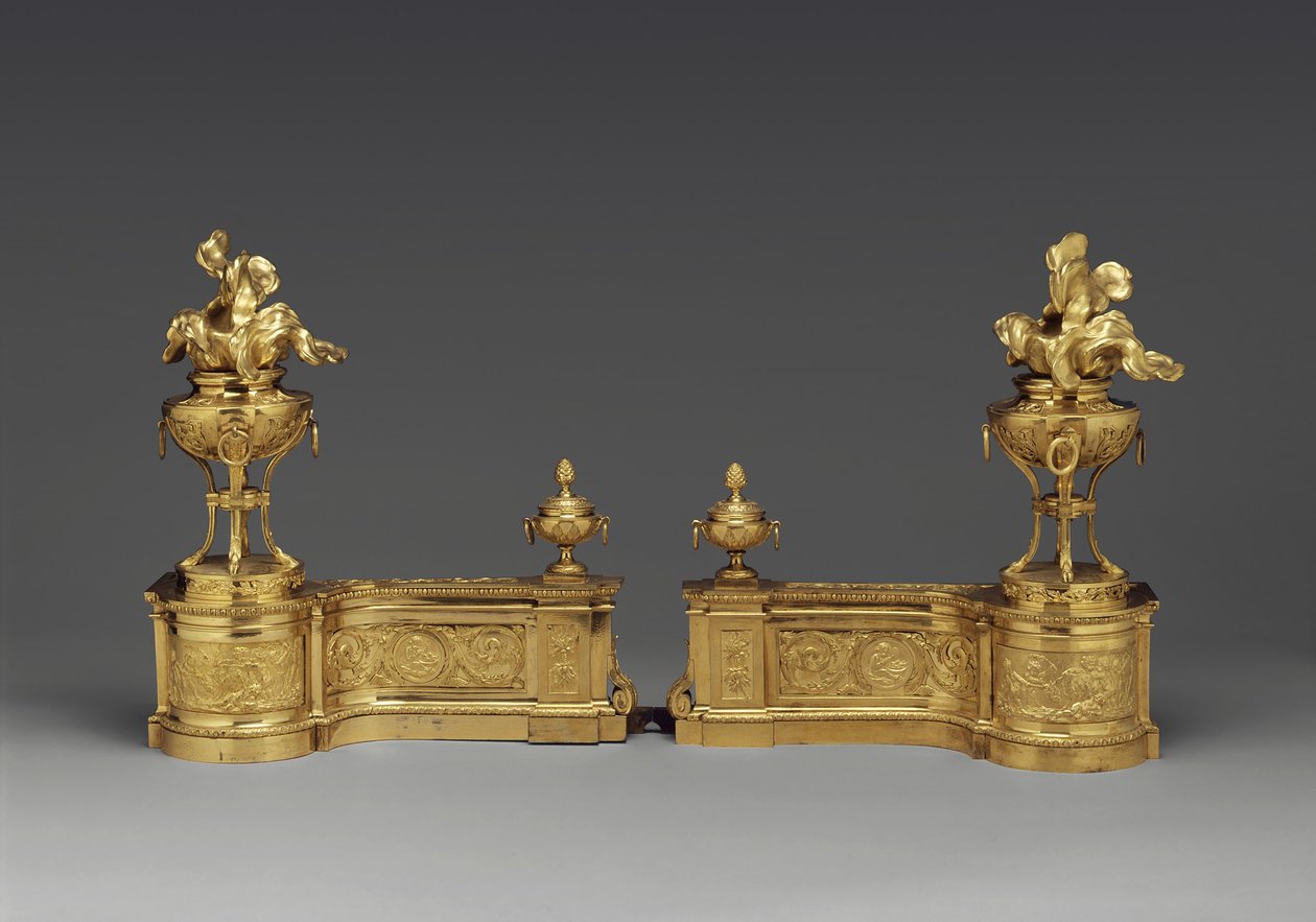 Andirons, n. 1770-80 (kullattu pronssi) tekijältä Pierre Gouthière