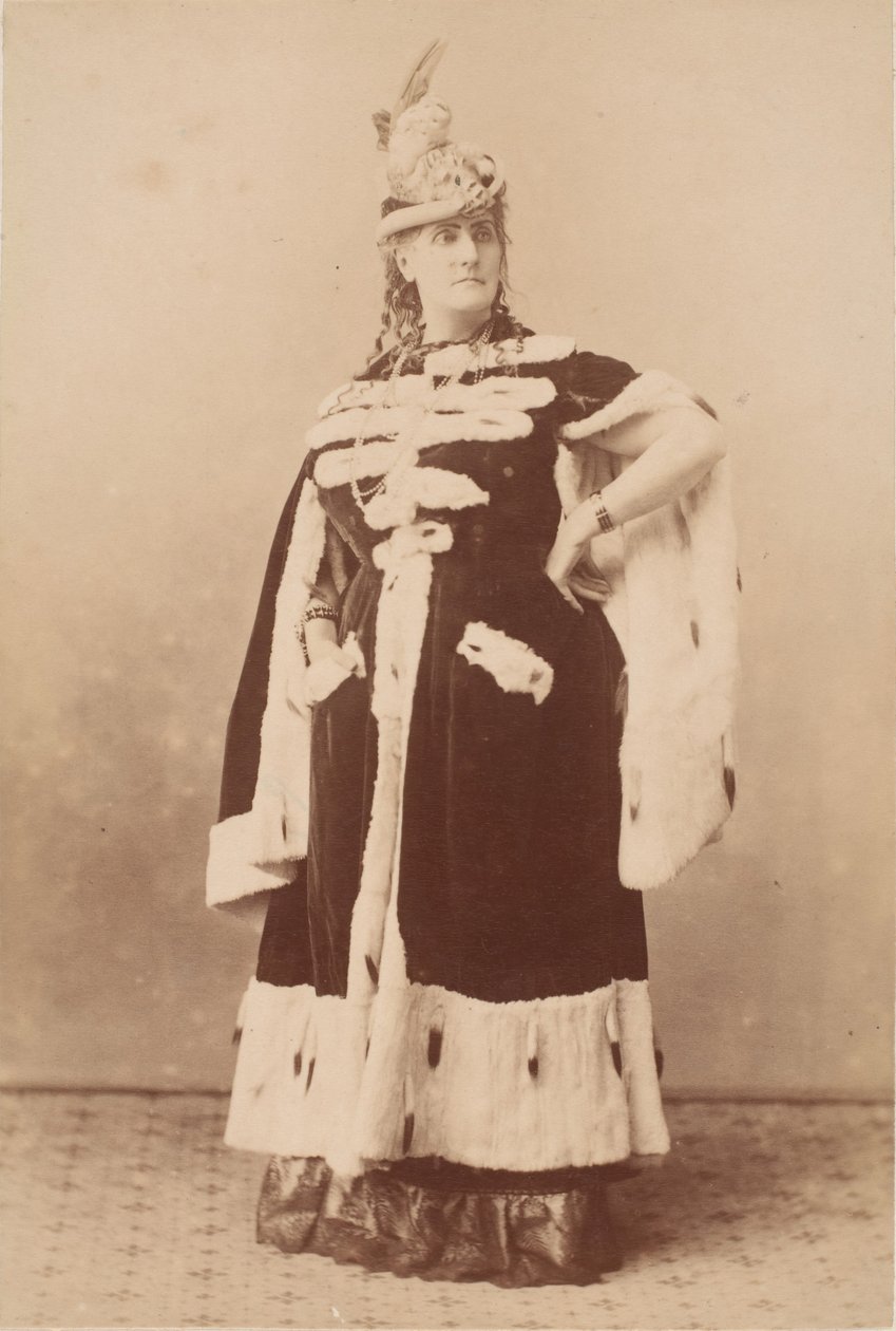 [La Comtesse Ermineniemellä], 1860-luku. tekijältä Pierre Louis Pierson