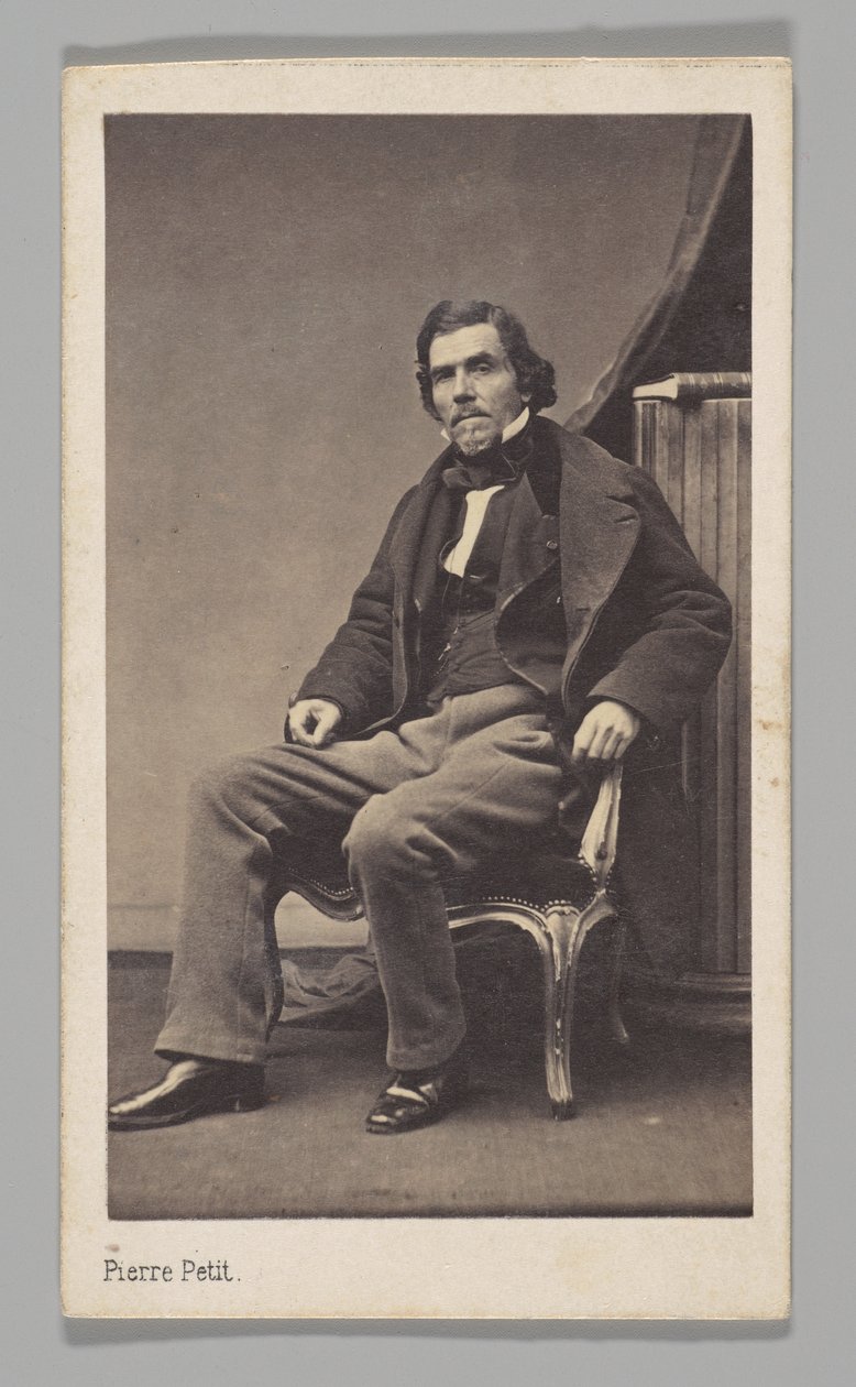 [Studiomuotokuva: Eugène Delacroix istumassa tuolilla] tekijältä Pierre Petit