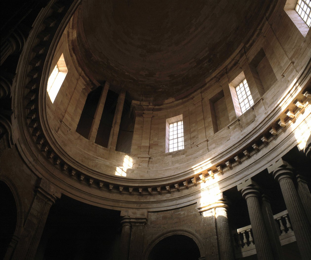 Barokkiarkkitehtuuri: Vanhan Chariten kappeli (1679 - 1707), Marseillen luostari, arkkitehti Pierre Puget (1622 - 1694). Sisäinen näkymä. Marseille, Bouches du Rhone (Bouches-du-Rhone) (13). tekijältä Pierre Puget