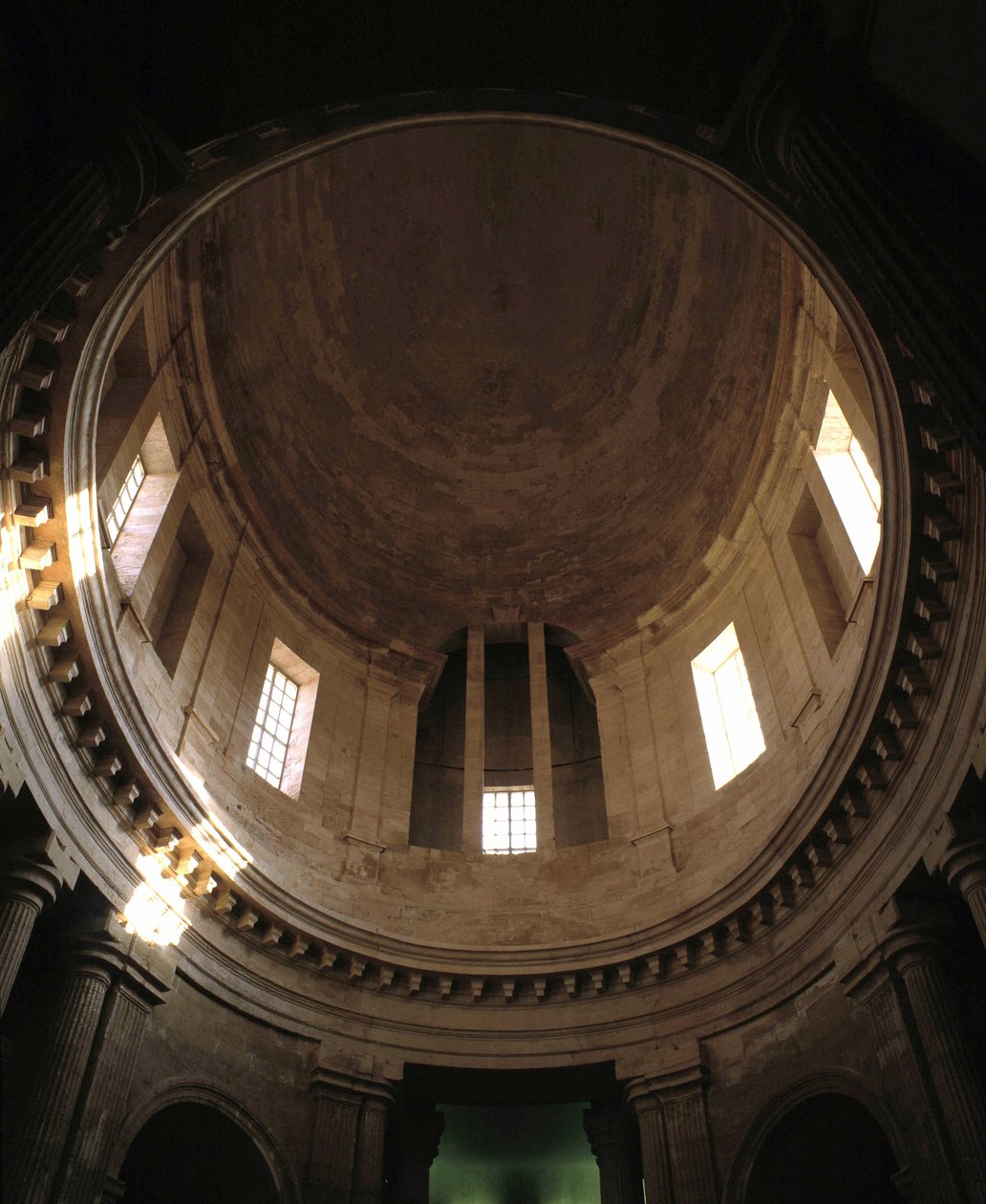 Barokkiarkkitehtuuri: Vanhan Chariten kappeli (1679 - 1707), Marseillen luostari, arkkitehti Pierre Puget (1622 - 1694). Sisäinen näkymä. Marseille, Bouches du Rhone (Bouches-du-Rhone) (13). tekijältä Pierre Puget