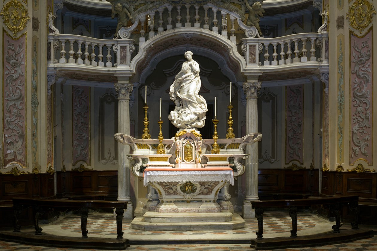 Immaculate Conception, Santa Maria Immaculate asetettu skenografisen kappelin alttarille 1669-70 (marmori) tekijältä Pierre Puget