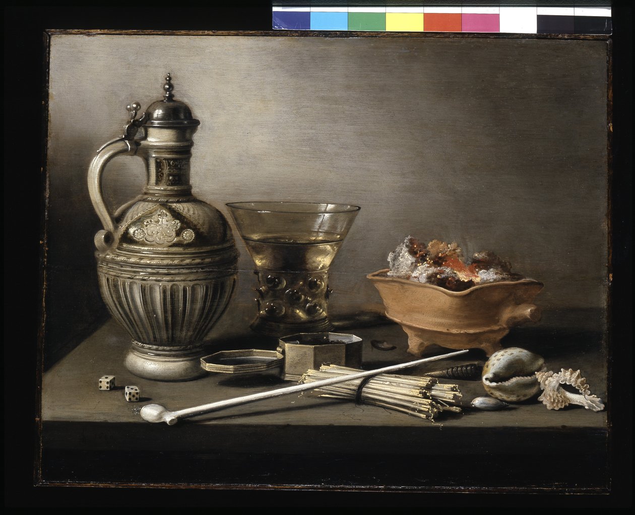 Asetelma kivitavarakannulla, Berkemeyerilla ja tupakointivälineillä (öljy puulle) tekijältä Pieter Claesz