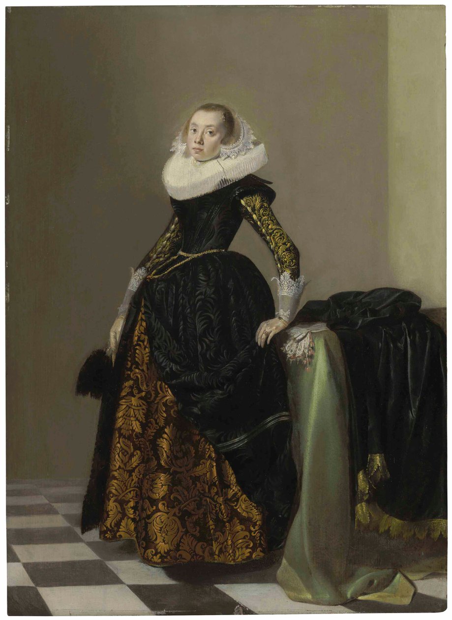 Rikkaasti pukeutuneen nuoren naisen muotokuva, kokopitkä, verhotun pöydän edessä. tekijältä Pieter Codde