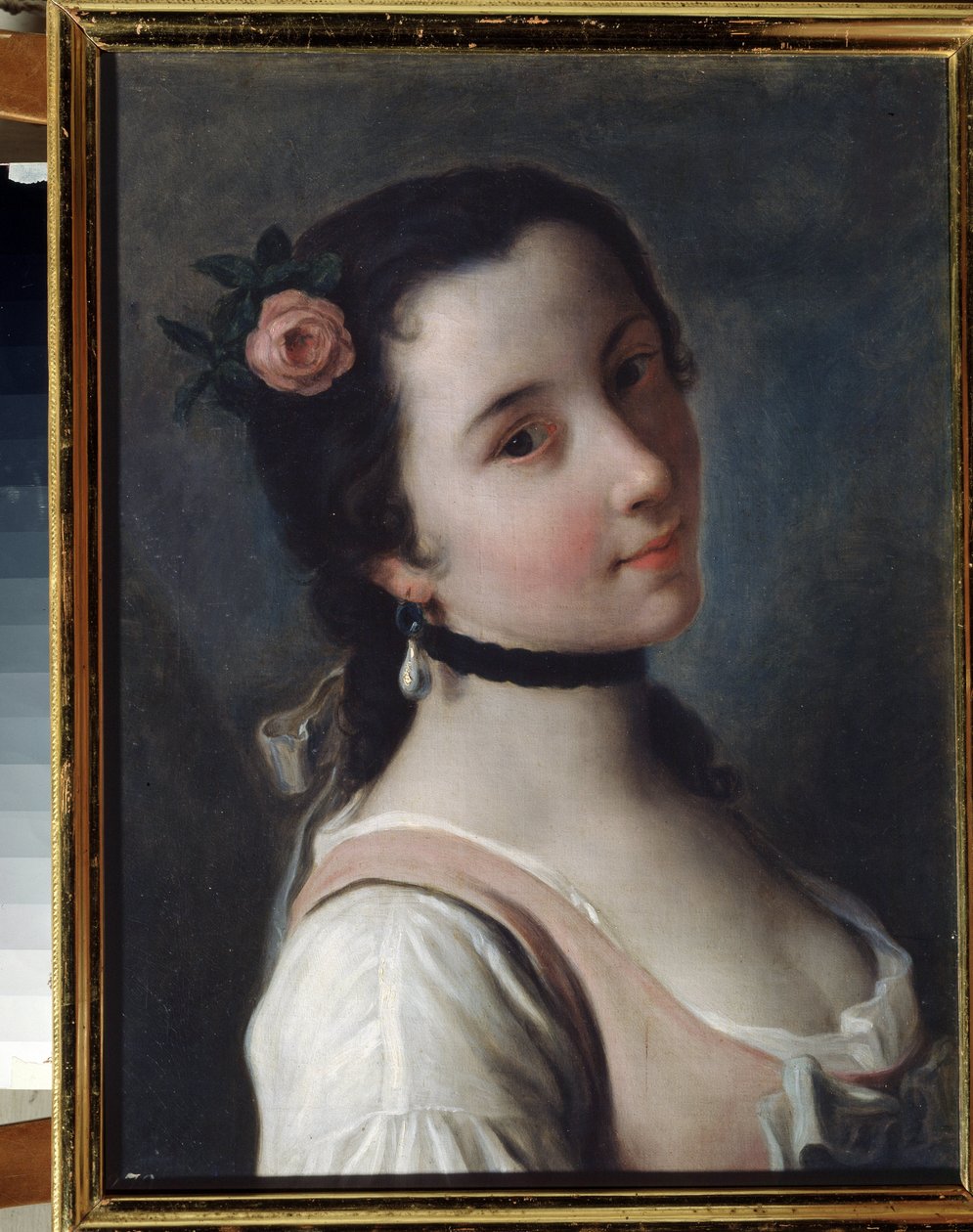 Tyttö ruusulla tekijältä Pietro Antonio Rotari