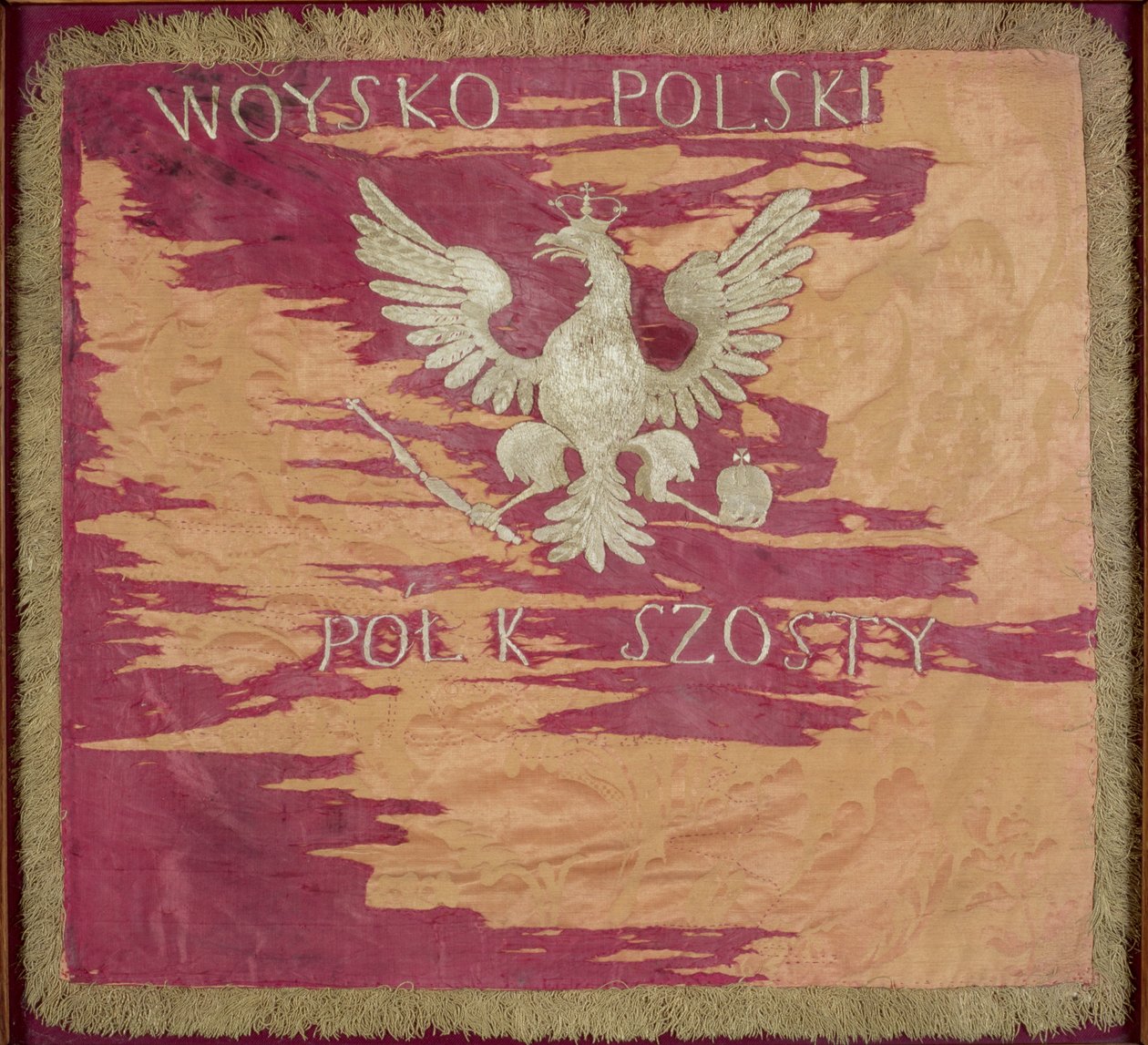 Varsovan herttuakunnan kuudennen jalkaväkirykmentin lippu, 1807 (silkki) tekijältä Polish School