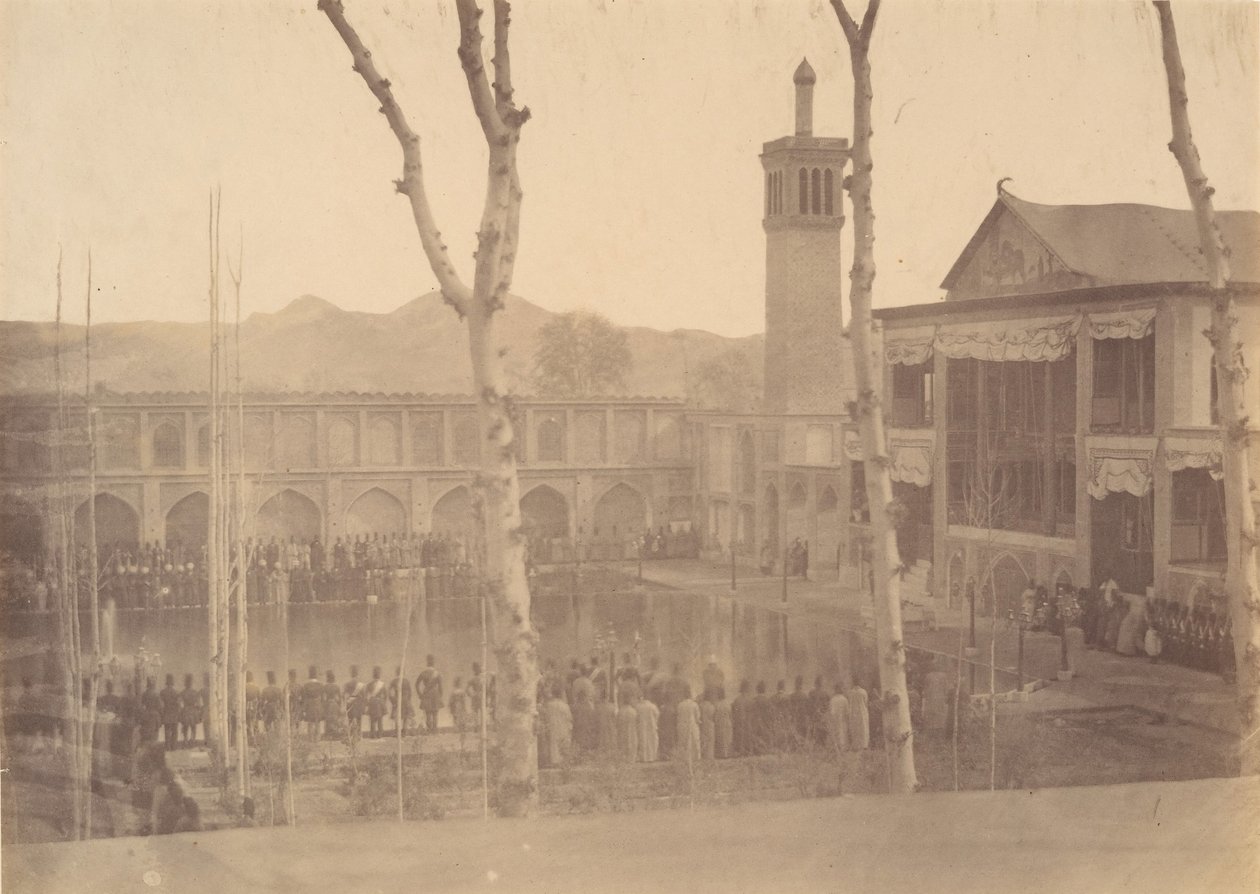 [Shahin palatsi, kunnioitusta ShahFete de Salamille, Teheran, Iran [sama a..., 1840-60-luvut. tekijältä Possibly by Luigi Pesce.