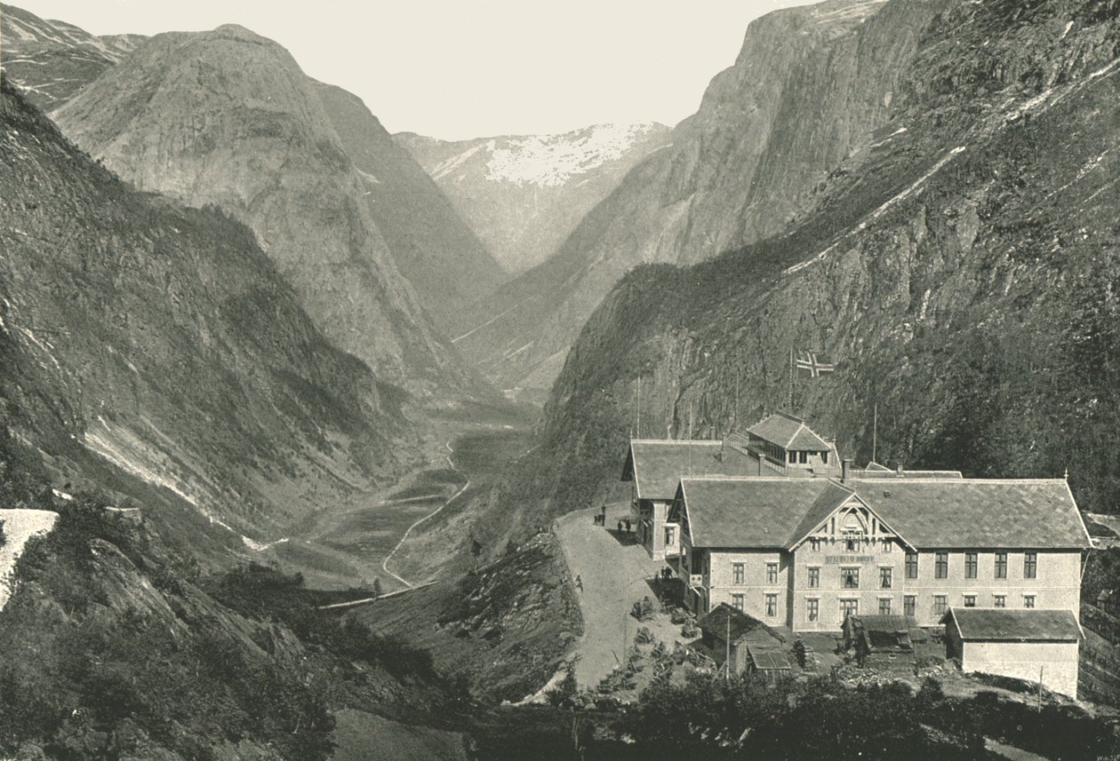 Laakso ja hotelli, Stalheim, Norja, 1895. tekijältä Poulton and Co