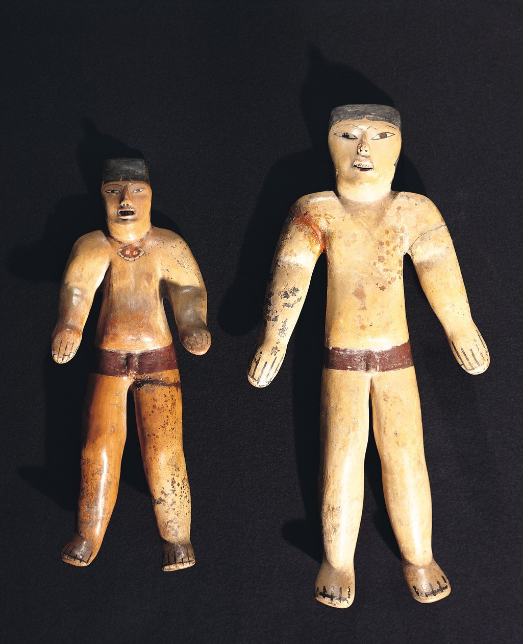 Kaksi miespatsasta, Recuay-kulttuuri (keramiikka) tekijältä Pre Columbian