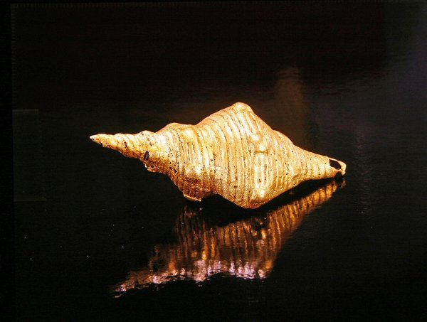Muisca-kuori (kulta) tekijältä Pre-Columbian Pre-Columbian