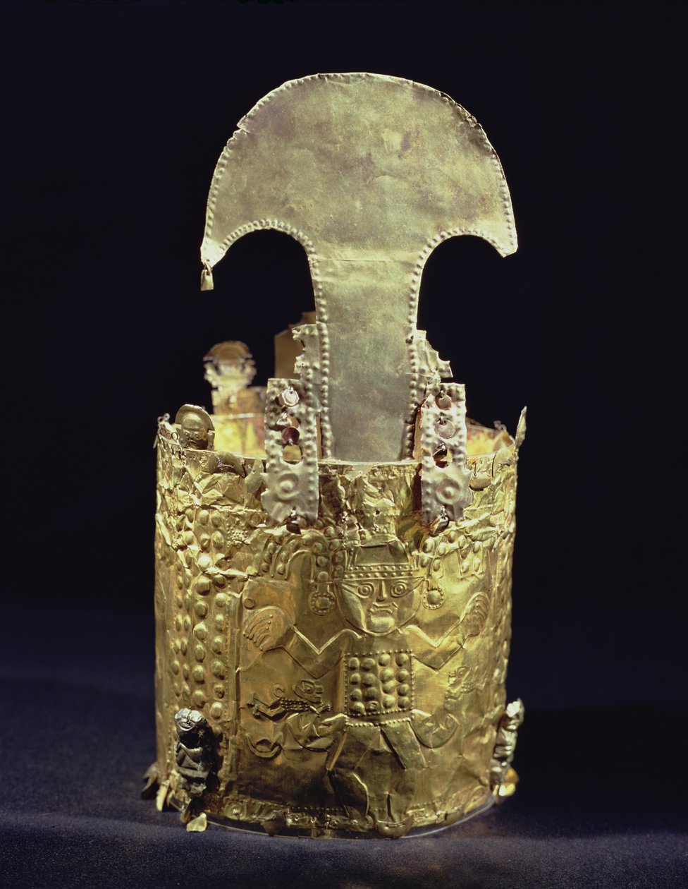 Crown, Chimu (gold) tekijältä Pre Columbian