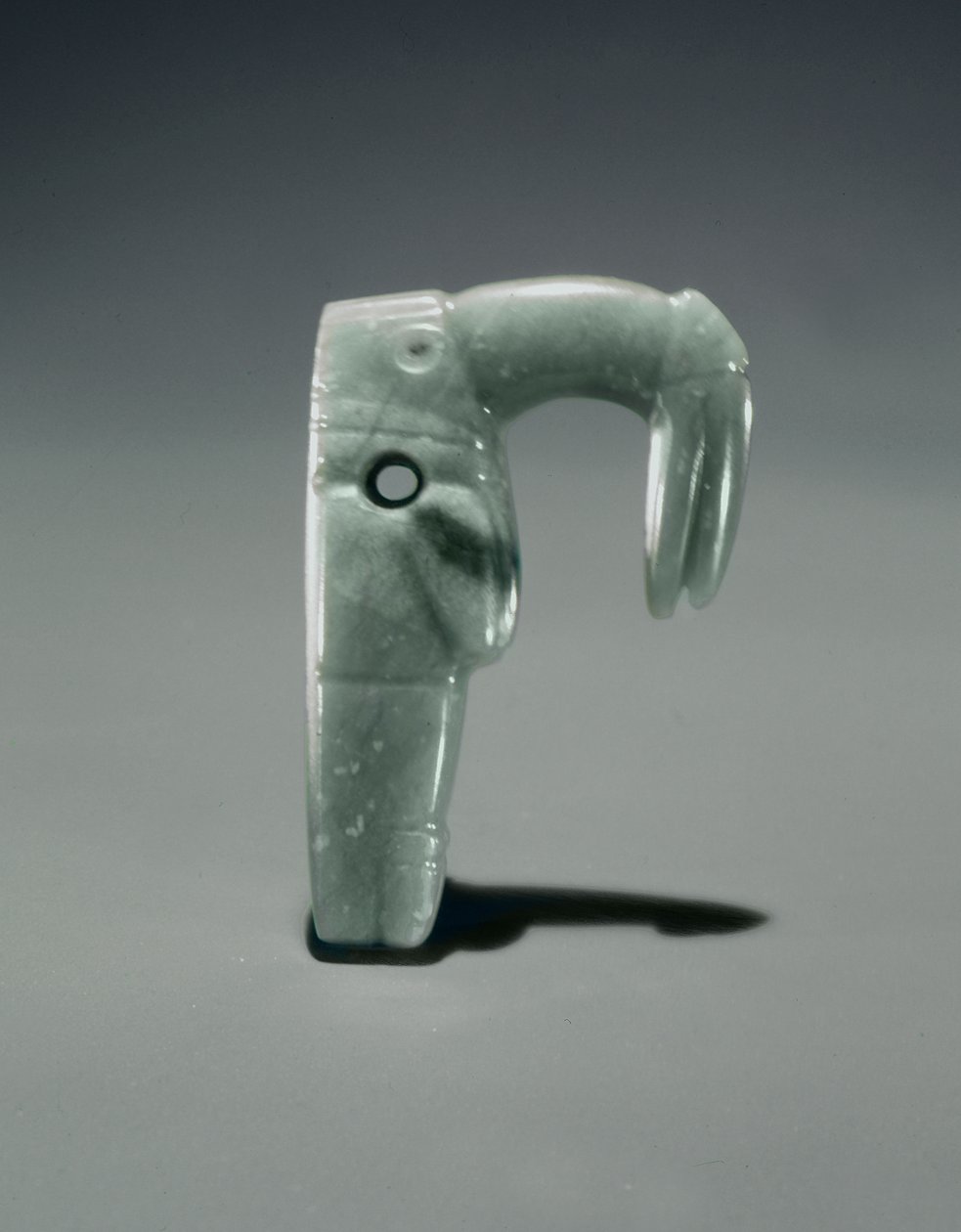 Nokkalintu, Guacimosta, Linea Viejan alueelta (läpinäkyvä vaalean merenvihreä jade) tekijältä Pre Columbian Pre Columbian