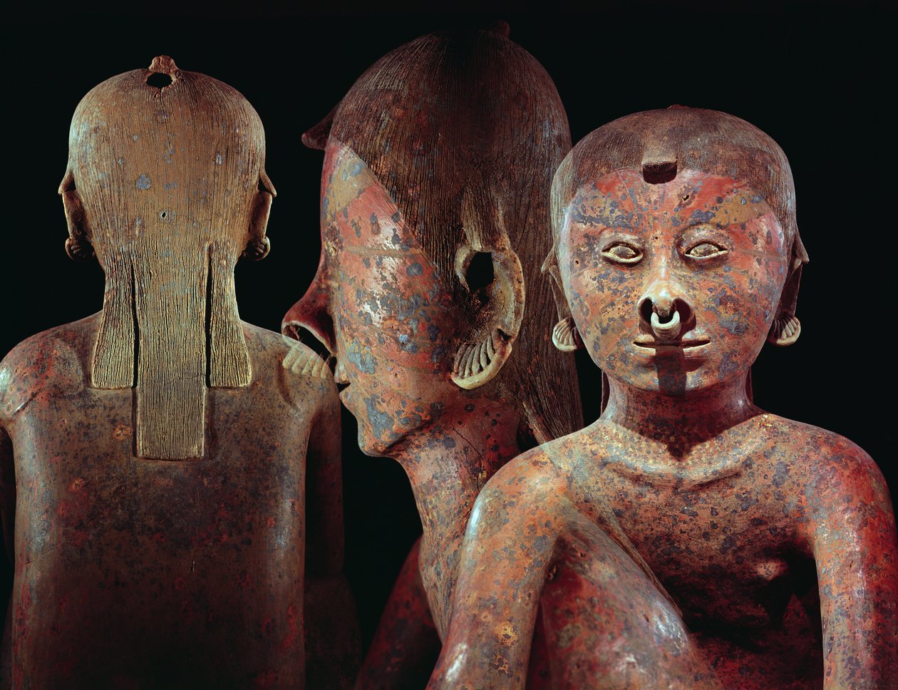 Yksityiskohdat istuvasta hahmosta, chinesco-kulttuuri, (keraaminen) tekijältä Pre Columbian Pre Columbian
