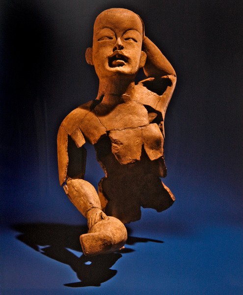 Istuva hahmo, Olmec Culture (keraaminen) tekijältä Pre Columbian Pre Columbian