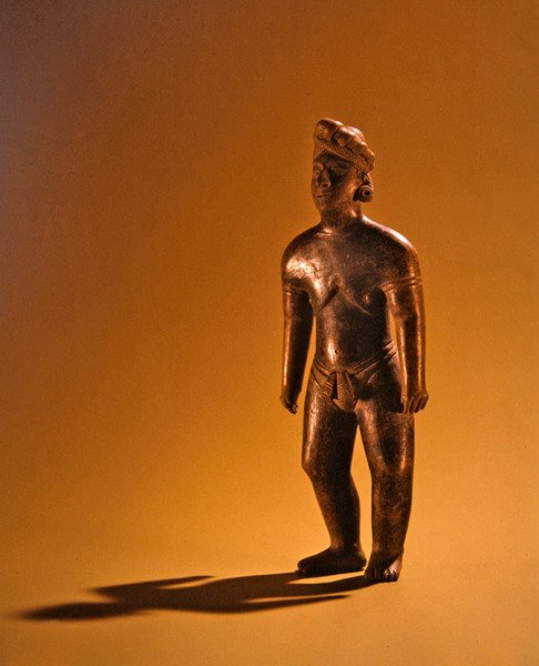 Seisova hahmo, Colima Culture (keraaminen) tekijältä Pre Columbian Pre Columbian