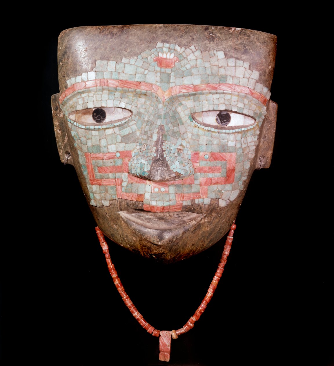 Esikolumbialainen taide: hautausnaamio Teotihuacan III:n (300-650 jKr) Meksikon sivilisaation ajalta. Mexico City. Kansallinen antropologian museo tekijältä Pre Columbian Pre Columbian