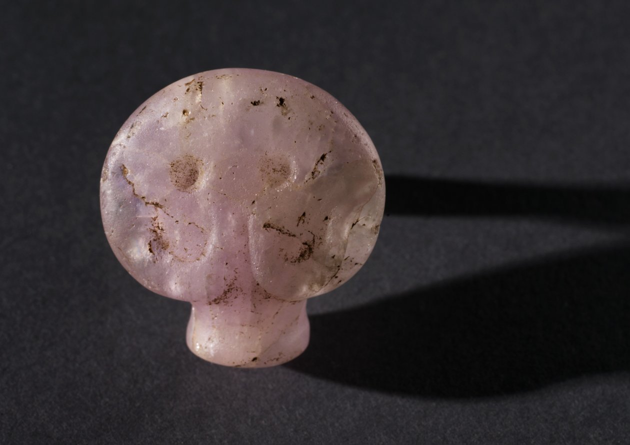 Häränpää-amuletti, noin 3500 eaa.-2950 eaa tekijältä Predynastic Period Egyptian