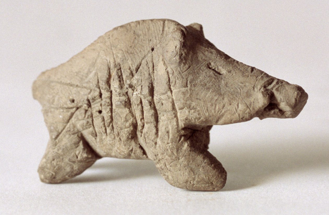 Pienen villisian hahmo, Tappeh Sarabista, Iranista, noin 6. vuosituhat eKr. (savi) tekijältä Prehistoric