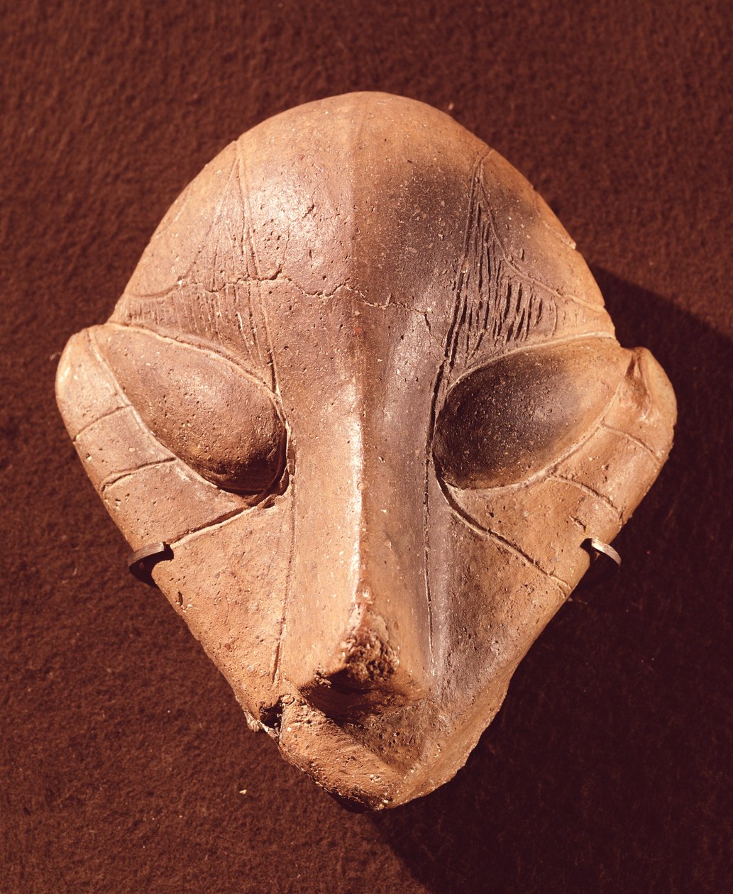 Tyylitelty pää, Predionica, myöhäinen Vinca-kulttuuri, n. 4500-4000 eKr. (terrakotta) tekijältä Prehistoric