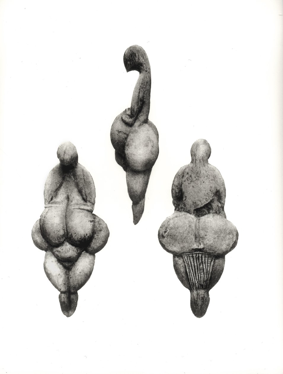 Kolme näkymää "Venus"-patsaalle Rideaux