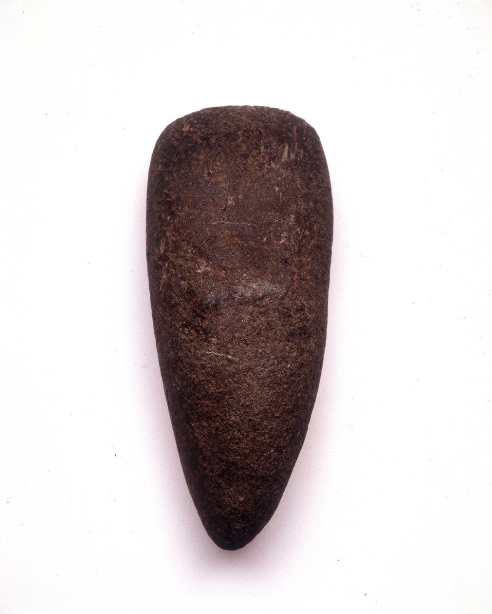Neoliittinen. Kivi Hasch. Milanon arkeologinen museo tekijältä Prehistoric Prehistoric