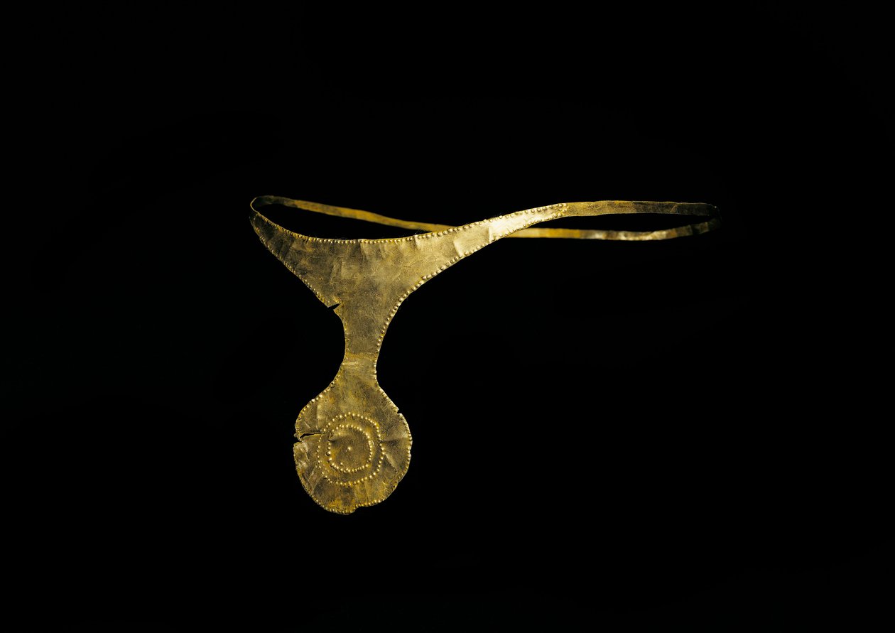Esihistoriallinen taide, pronssikausi. "" El Argarin" kulttuuri". Diademe "Caravaca tai Cehegin"" kultaa. Madridin arkeologinen museo, Espanja tekijältä Prehistoric Prehistoric