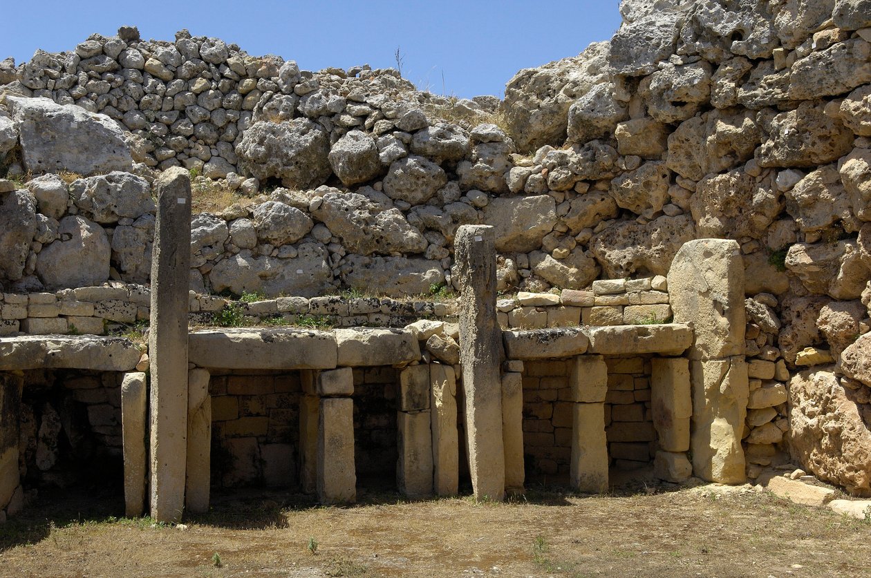 Esihistoria: näkymä Ggantijan megaliittiseen temppeliin, joka on peräisin neoliittiselta ajalta (3500-2600 eKr.), Gozon saari, Malta (kuva) tekijältä Prehistoric Prehistoric