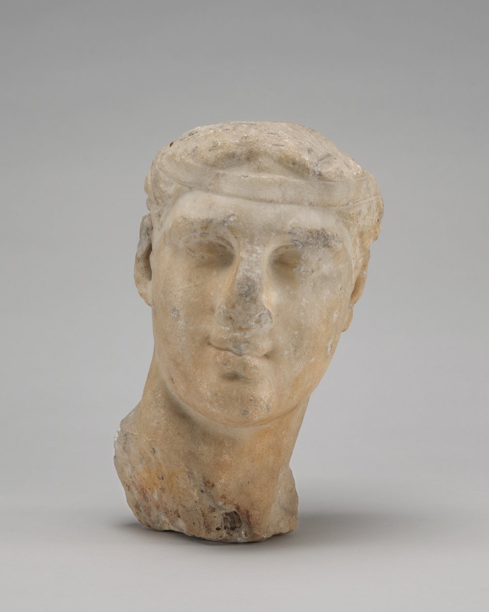 Nuorten pää (Dionysos vai seuraaja?) tekijältä Probably Hellenistic