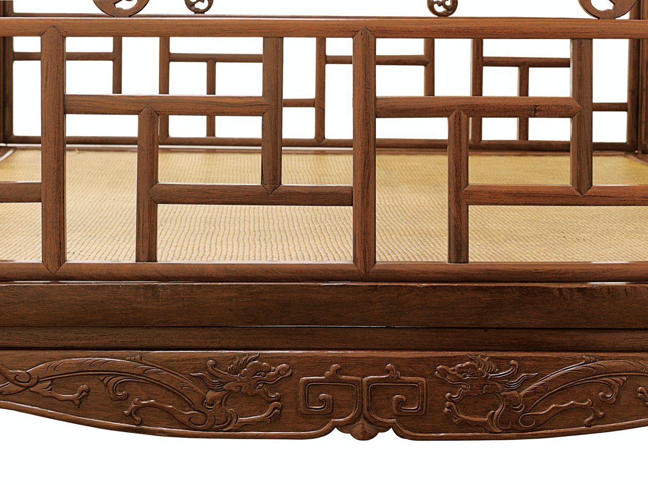 Yksityiskohta Huanghualin kuusipylväisestä katossängystä, Jiazichuang Qing -dynastia (puuta) (katso myös 469034) tekijältä Qing Dynasty Chinese School