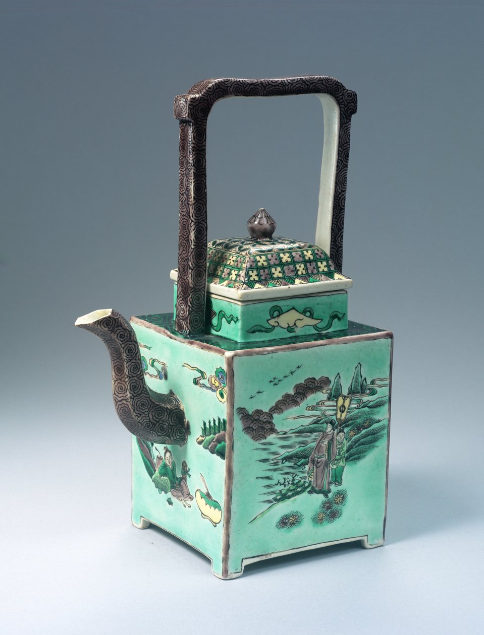 Suuri Famille Verte -teekannu, Kangxi-kausi (1662-1722) (posliini) tekijältä Qing Dynasty Chinese School