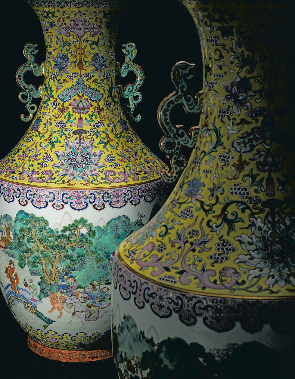 Pari Imperial Famille -ruusumaljakkoa (keraamista) tekijältä Qing Dynasty   Jiaqing Period Chinese School