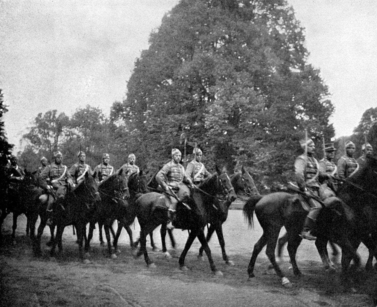 Tanskan husaarit Bernsdorffissa, 1908 tekijältä Queen Alexandra