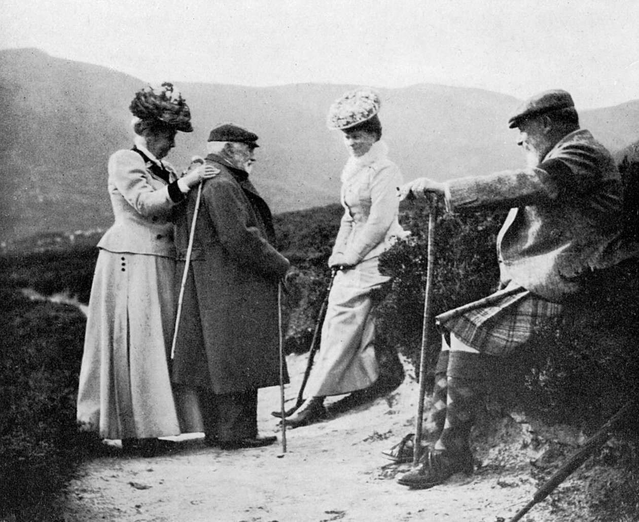 Kuningas Edward VII 1841-1910, prinsessa Mary, Lady Katherine Coke ja kapteeni Welsh, 1908. tekijältä Queen Alexandra