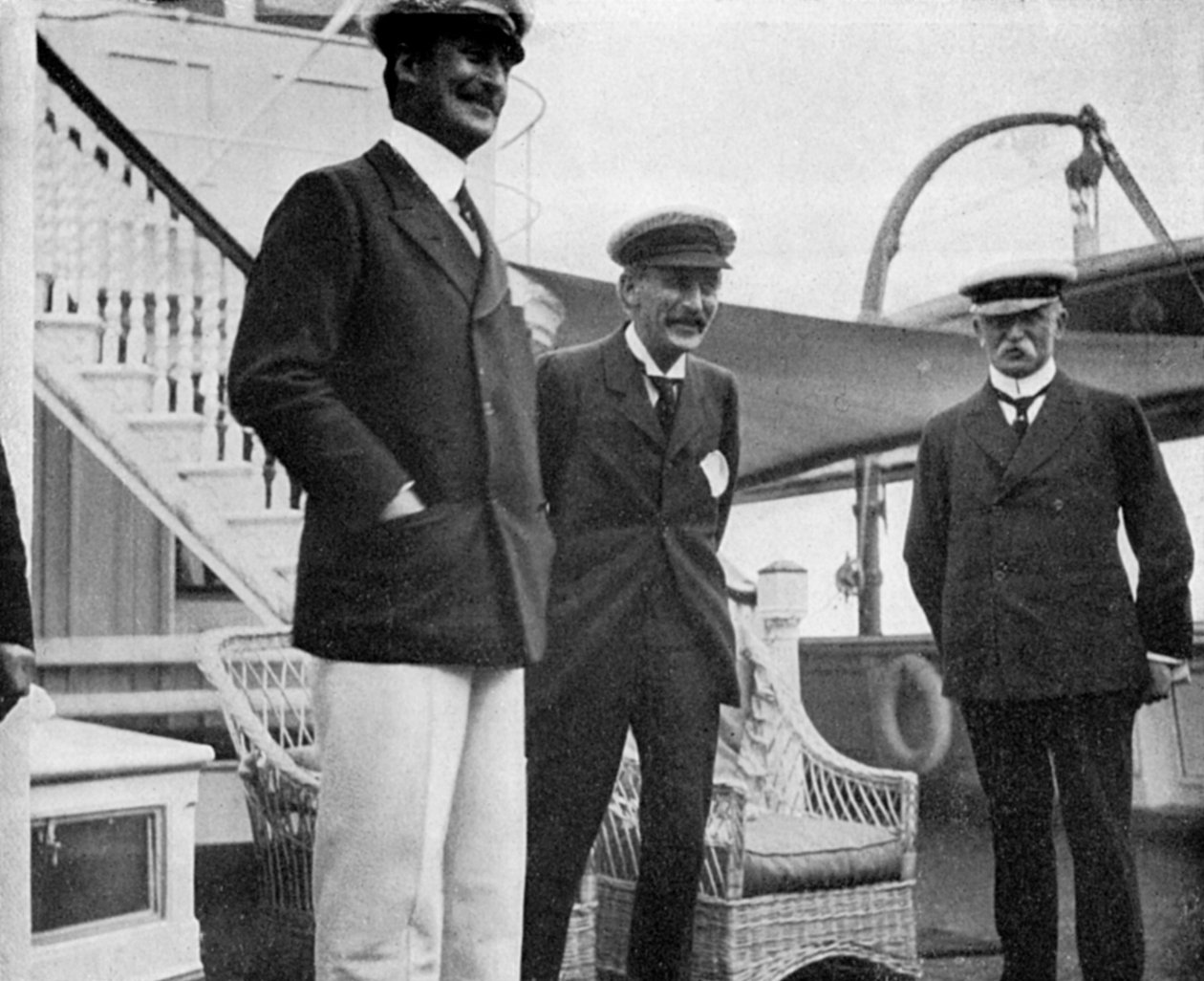 Sir Charles Hardinge, Sir Arthur Nicolson ja kenraali Sir John French, 1908 tekijältä Queen Alexandra