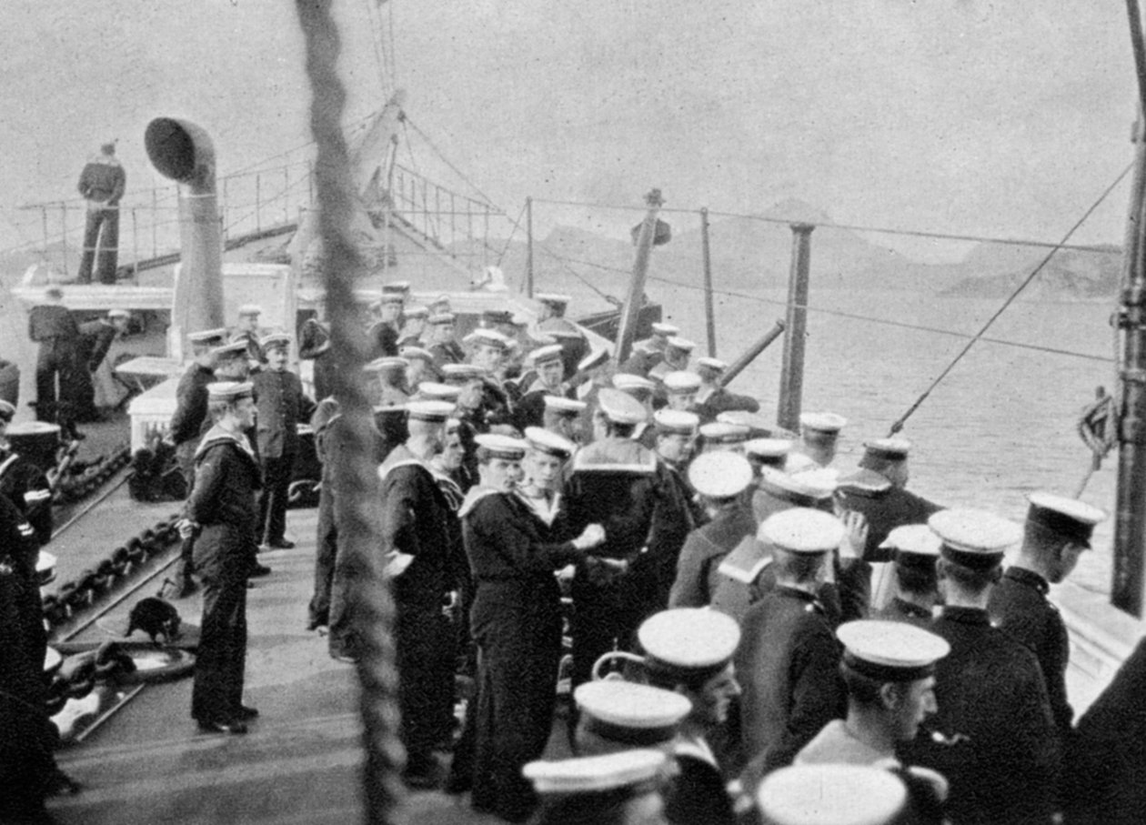Kuninkaallisen jahdin Victoria and Albert III miehistö, Norja, 1904 1908. tekijältä Queen Alexandra