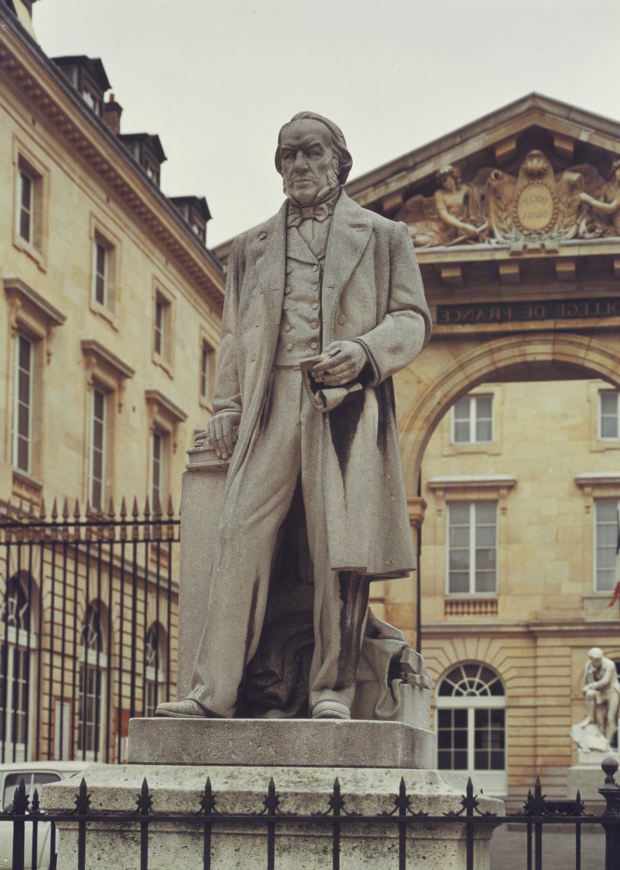Claude Bernardin (1813-78) patsas College de Francen ulkopuolella tekijältä R. Coudegues