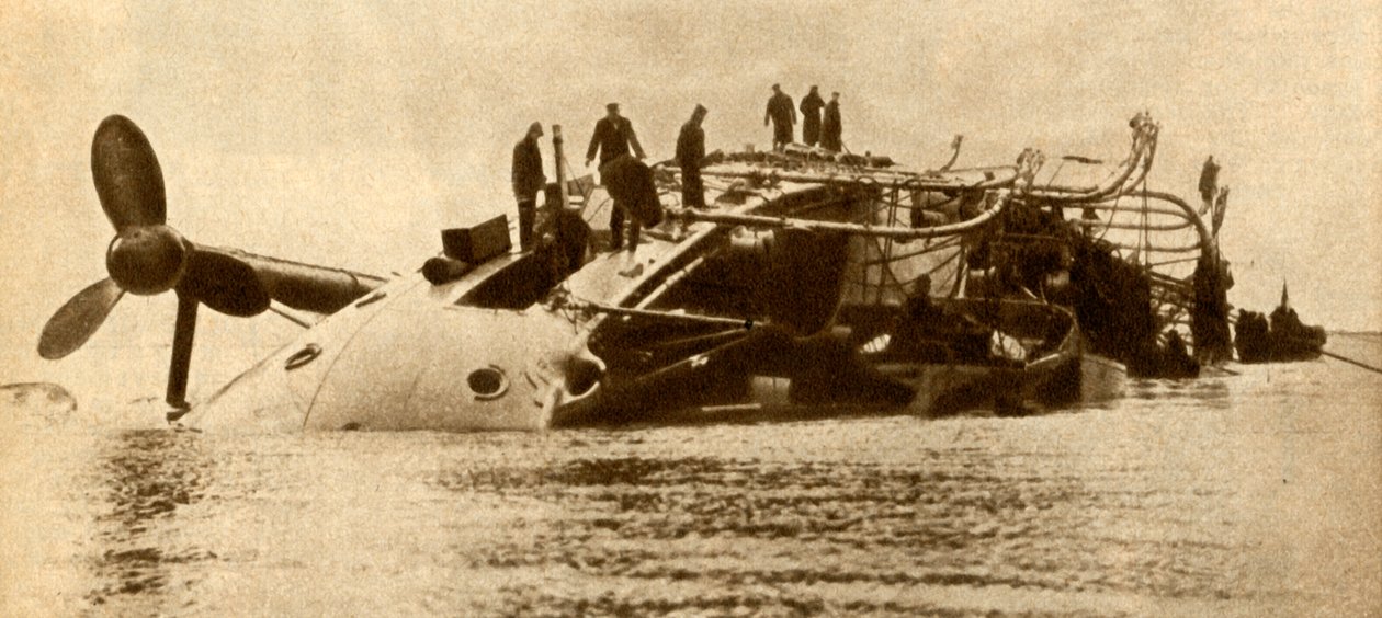 H.M.S.:n menetys Gladiaattori, 1908, 1933. tekijältä R. Norton