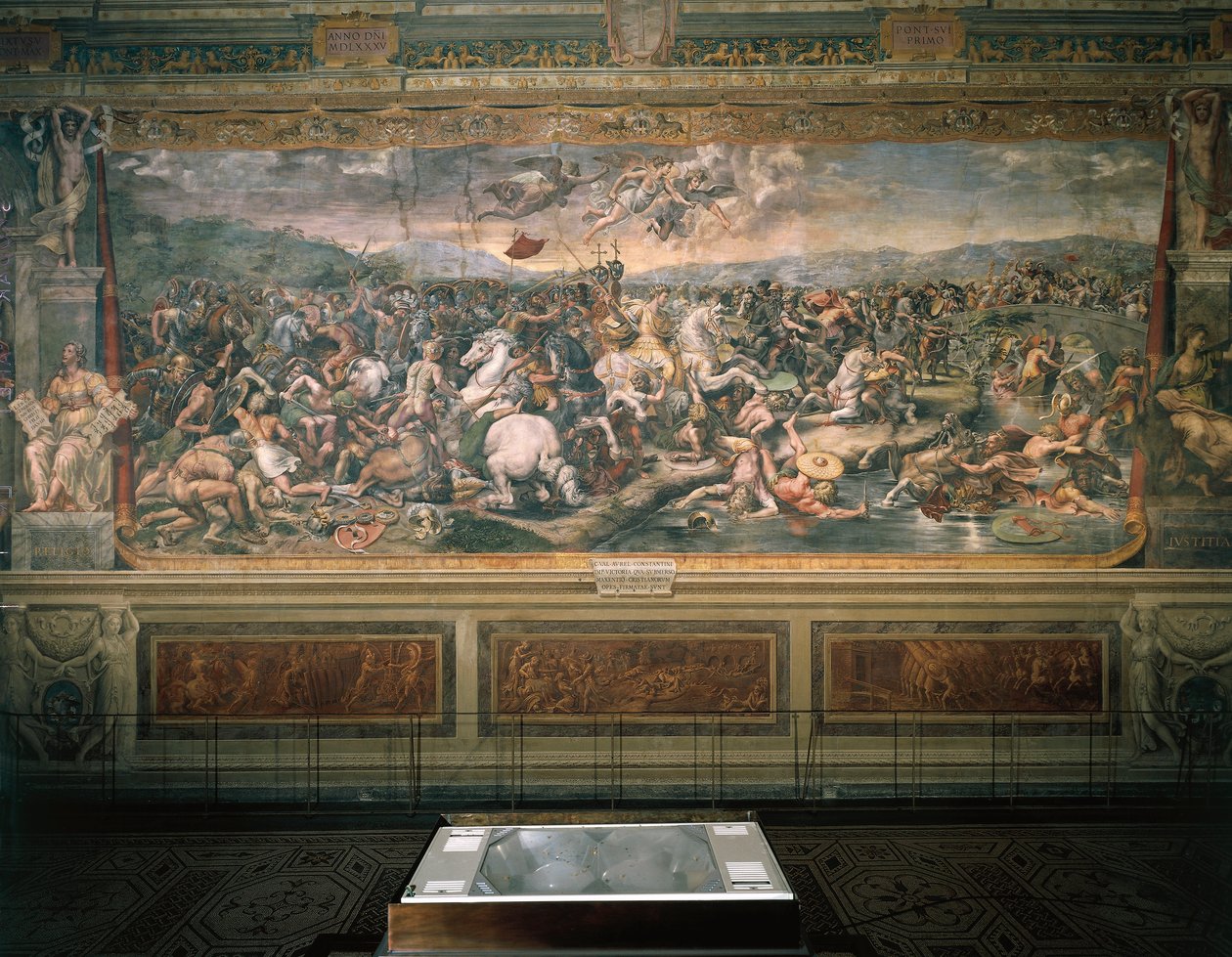 Raffaello Sanzion (1483-1520) ja seuraajien (1517-1524) fresko, joka kuvaa Ponte Milvion taistelua, Sala di Costantinoa, Vatikaanin huoneita, Vatikaanin palatsia, Vatikaanin kaupunki. tekijältä Raphael