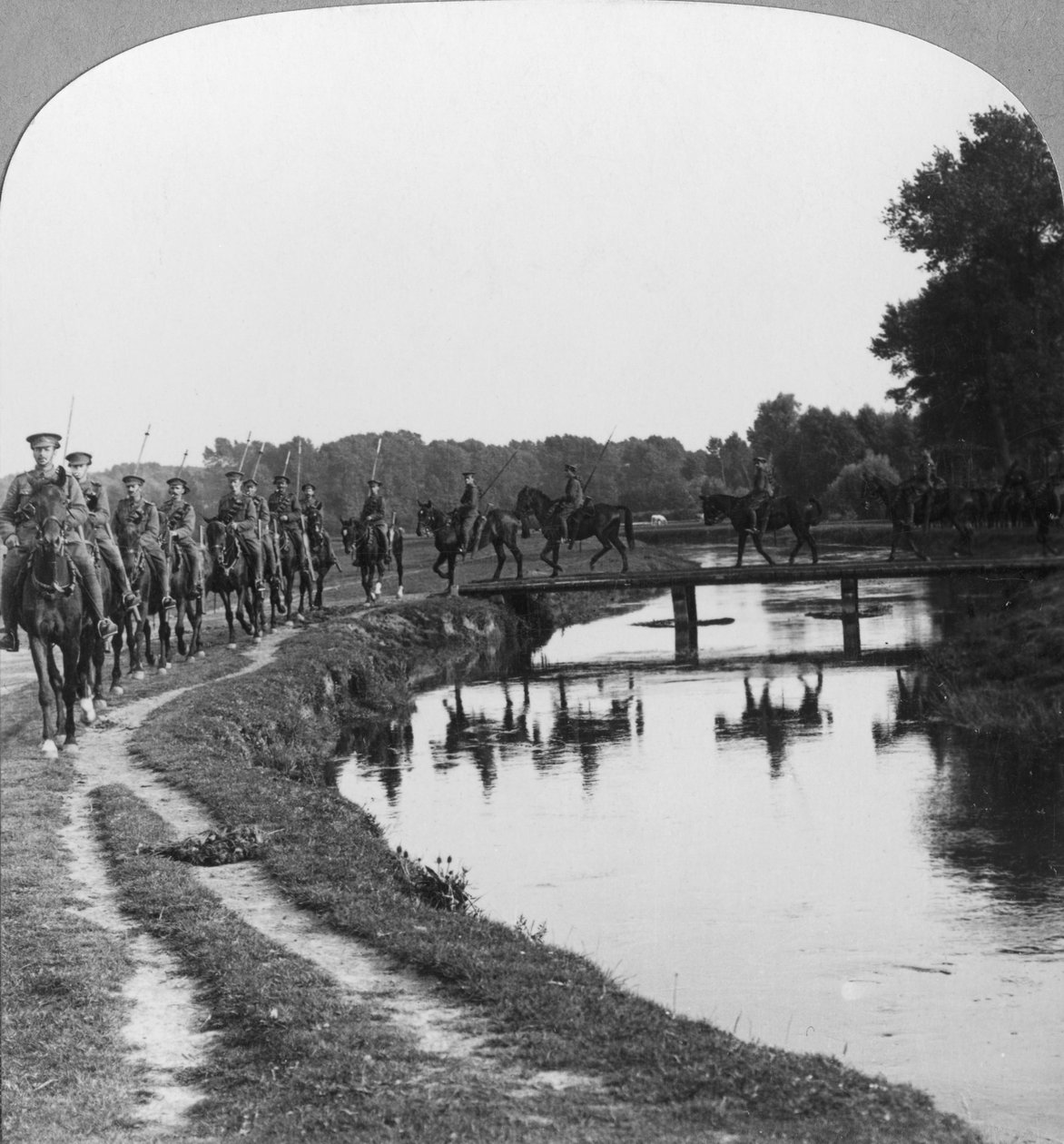 Allenbysin ratsuväen rykmentti linjan takana, Ypres, Belgia, ensimmäinen maailmansota, c1914-c1917. tekijältä Realistic Travels Publishers