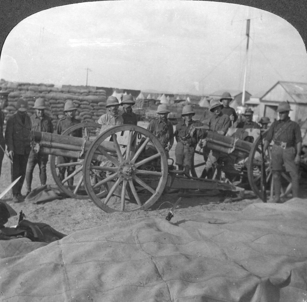 Turkkilaisilta vangittu sotasaalis, ase ja varastot, Palestiina, ensimmäinen maailmansota, c1914-c1918 tekijältä Realistic Travels Publishers