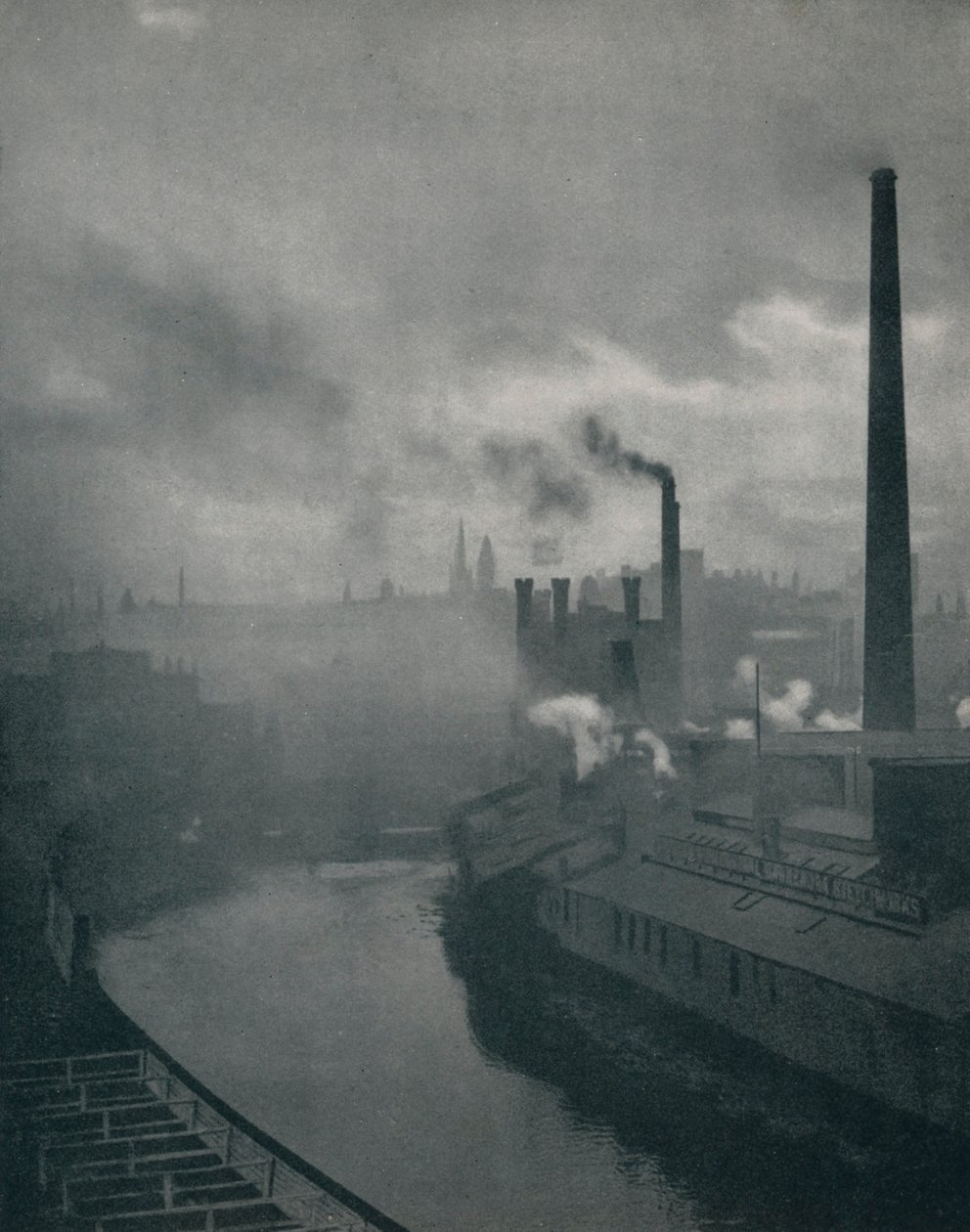Mistä kuoret tulivat Sheffieldistä, vuodelta 1927, 1927 tekijältä Reginald Belfield