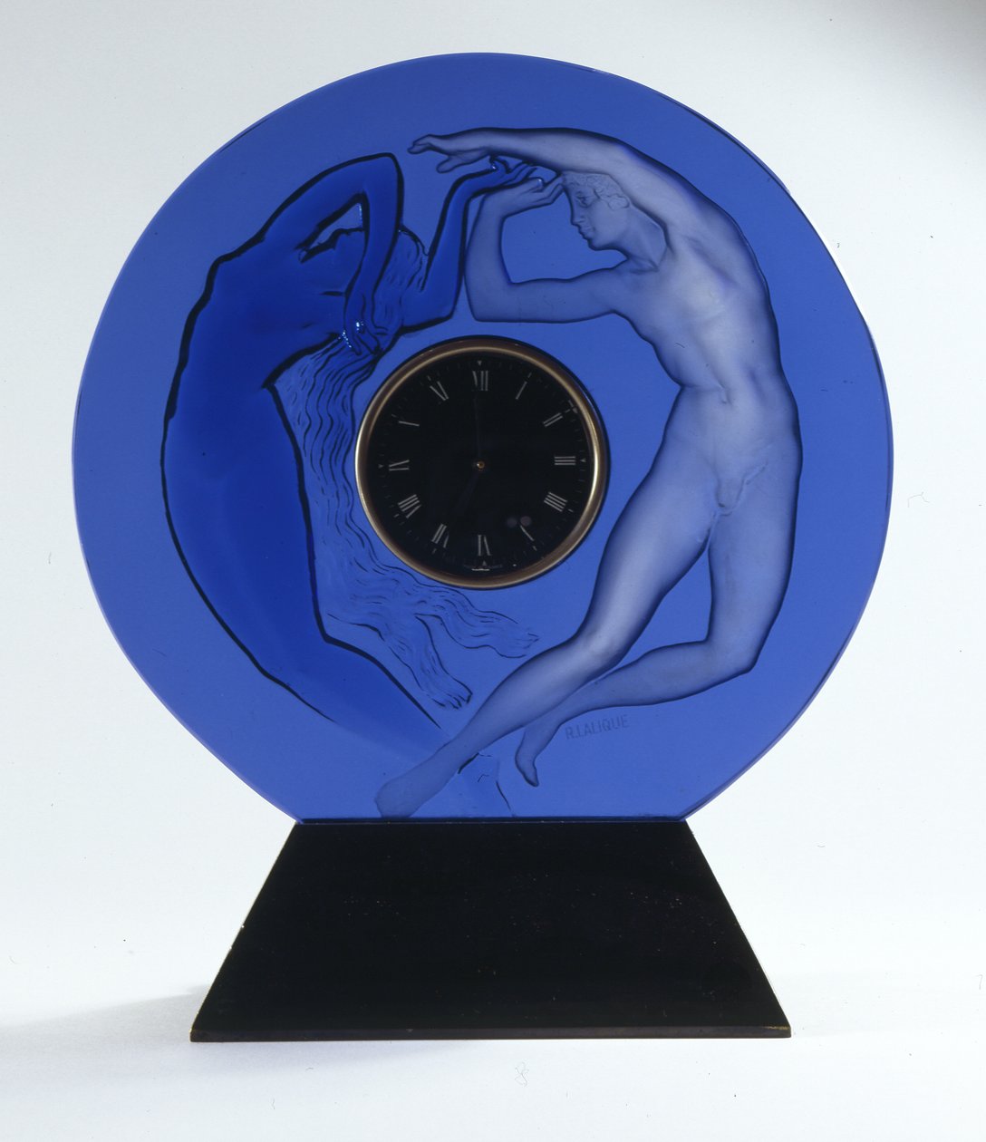 Le Jour et la Nuit (Päivä ja yö), 1926 (lasikellon kehys) tekijältä Rene Jules Lalique